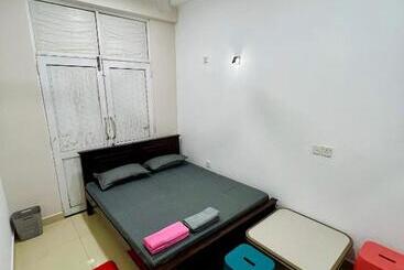 پانسیون Rooms By Skein