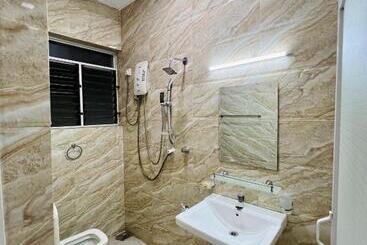 پانسیون Rooms By Skein