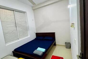 پانسیون Rooms By Skein