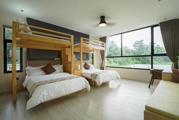 استراحتگاه Damienerose Garden Villa