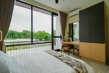 استراحتگاه Damienerose Garden Villa