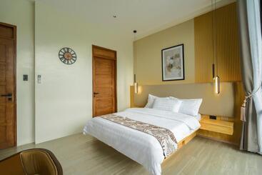 استراحتگاه Damienerose Garden Villa