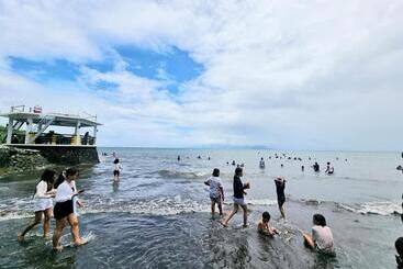 Reyes Beach Resort