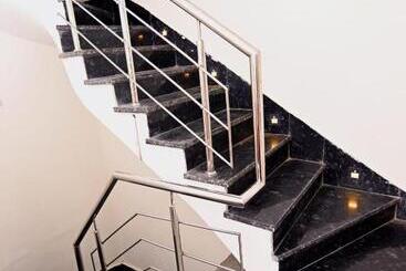 مبيت وإفطار Aghnya Guest House
