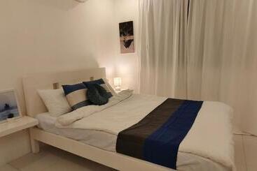 تختخواب و صبحانه Casa Luna Guesthouse Tagaytay