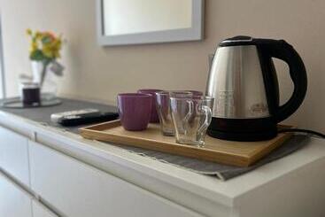 تختخواب و صبحانه Townhouse Piraino