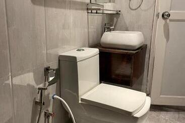 هتل Himeyn Beach Inn   Ocho Homes By Eight Continents