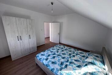 پانسیون Apartman Bjelisi