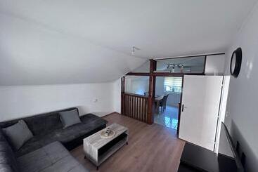 پانسیون Apartman Bjelisi