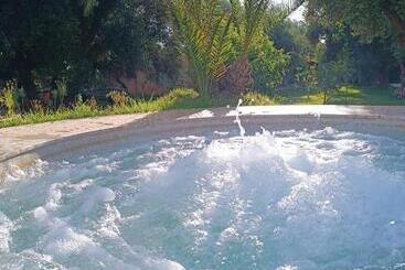 پانسیون Jardin Sakina