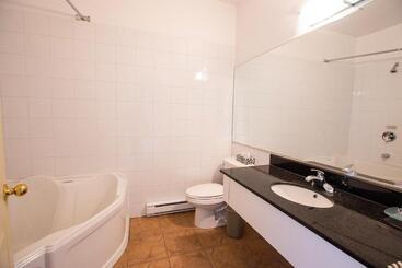پانسیون Room In Guest Room   Private Room3 Autonomous South Bank Urban Countryside   A9