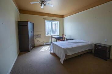 پانسیون Room In Guest Room   Private Room3 Autonomous South Bank Urban Countryside   A9