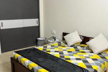 Sloane Service Apartments