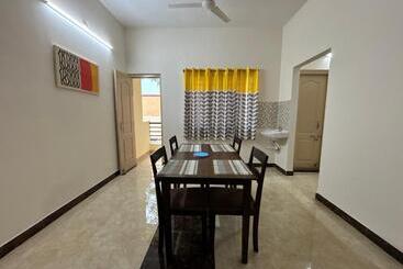 Sloane Service Apartments