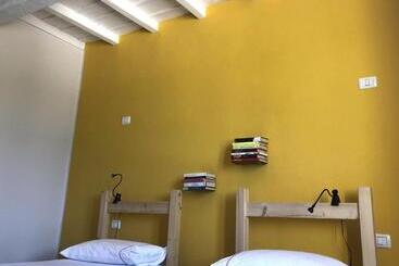 هاستل Cascina La Goliarda