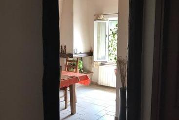 B&b Polepole