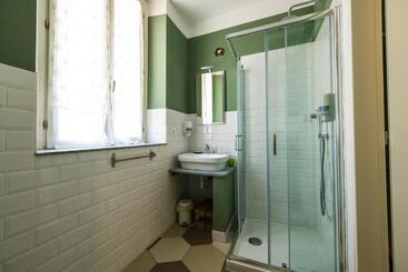تختخواب و صبحانه Guest House   Il Cedro Reale