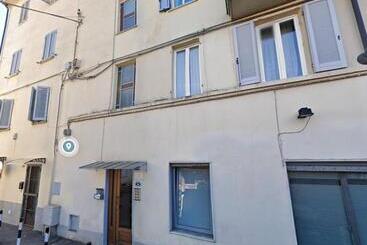 تختخواب و صبحانه Guest House   Il Cedro Reale