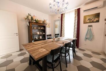 تختخواب و صبحانه Guest House   Il Cedro Reale