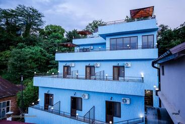 هتل Balcony