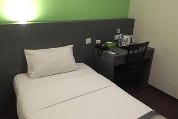 Check Inn Hotel Tawau
