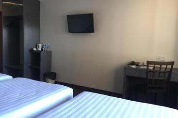 Check Inn Hotel Tawau