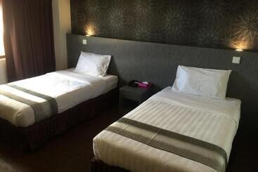 Check Inn Hotel Tawau