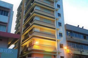 Check Inn Hotel Tawau