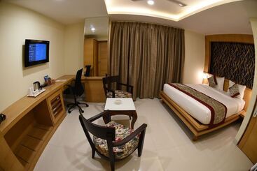 هتل Grand Rajputana