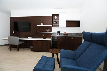هتل Marea Vista