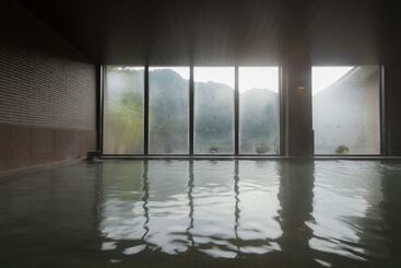 هتل Okuhita Onsen Umehibiki