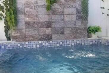 هاستل Oasis Del Este