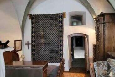 تختخواب و صبحانه Burg Hermannstein Queens Room
