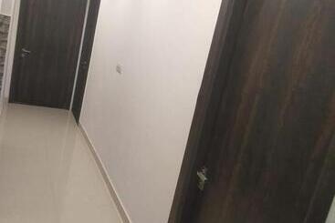 هتل Bal Residency 120 Mt Golden Temple