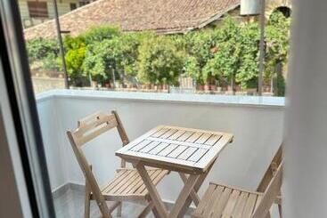 هتل Serenity Rooms