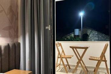 هتل Serenity Rooms