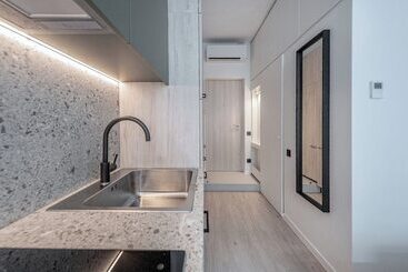 P One Apartments   Self Check In