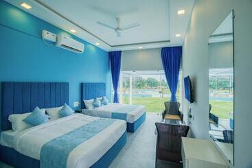 Seaborne Beach Resort