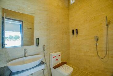 Seaborne Beach Resort