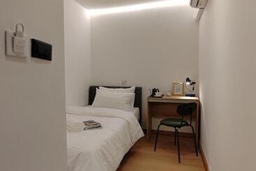 The Motuga Hostel Bangkok