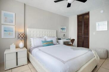 Apartamento Con Vistas Al Mar Isla Verde Puerto Rico
