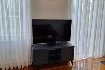 هتل Apartment Vip Park Azure Residence