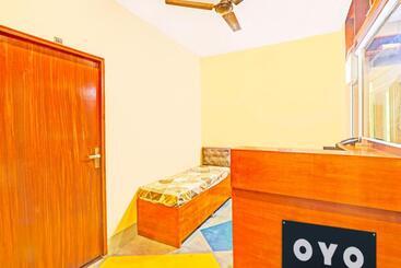 هتل Oyo Flamingo Inn
