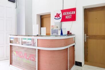 هتل Reddoorz Syariah At Sungai Pinang Muara Bungo