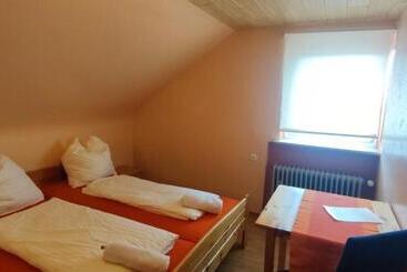 ペンション Alb Rooms, Zimmer Auf Der Schwäbischen Alb