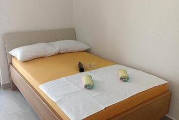 پانسیون Apartmani Neum