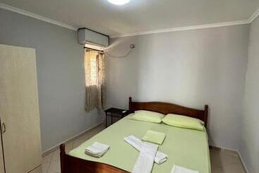 پانسیون Dimas Apartments