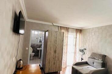 پانسیون Sunset Room 4 On The Third Floor