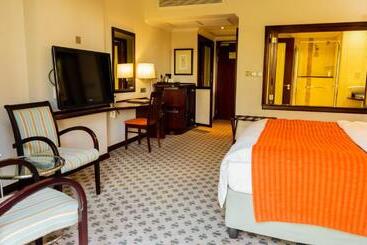 Phakalane Golf Estate Hotel & Convention Centre