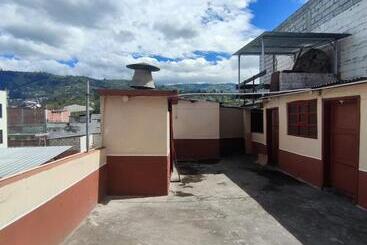 تختخواب و صبحانه Conexión Urbana En El Centro De Ambato
